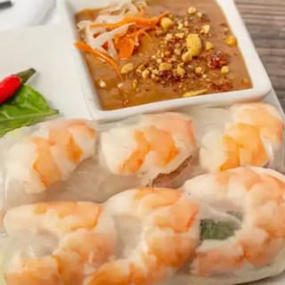 A2. Fresh Spring Rolls (Gỏi cuốn)