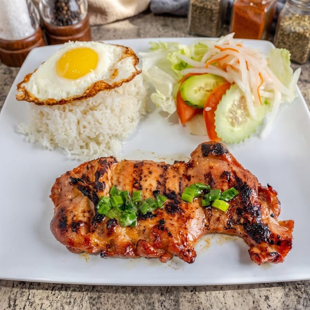 C3. Grilled Chicken Plate.